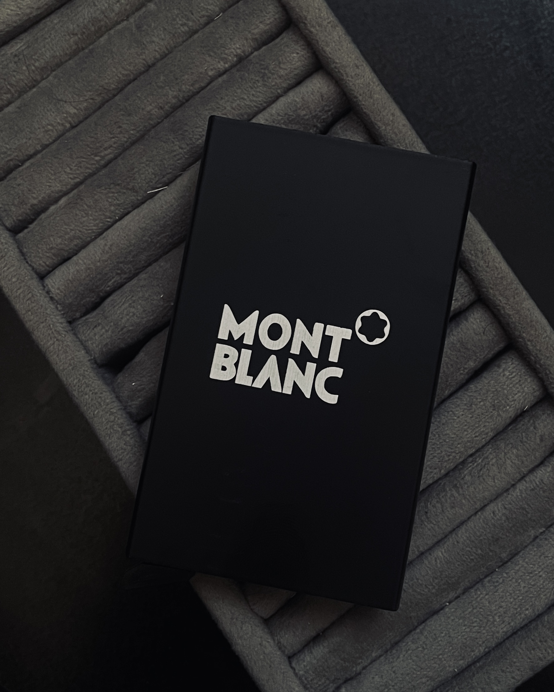 جاکارتی MONT BLANC