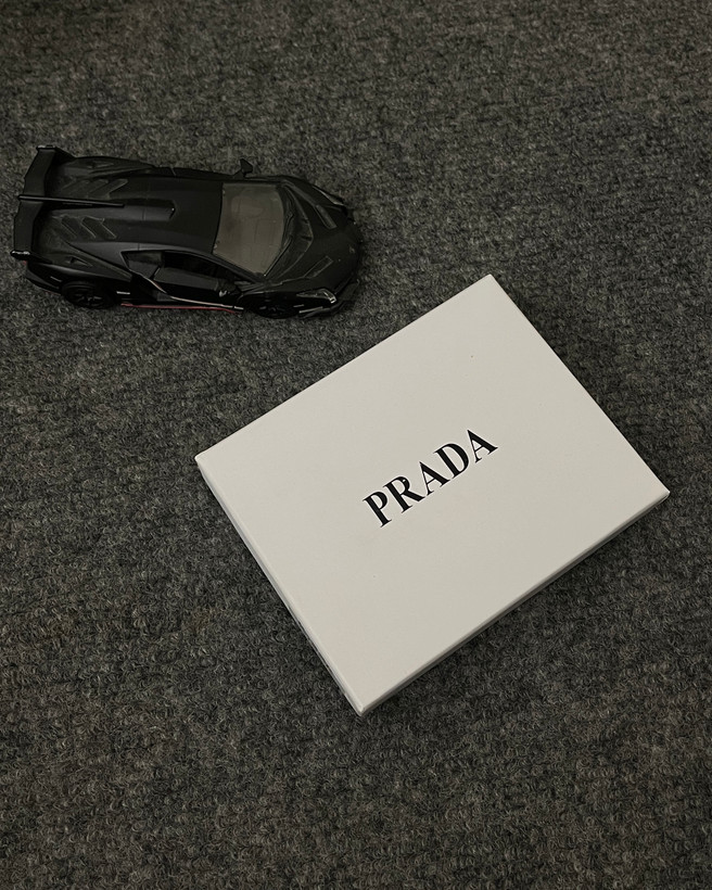 کیف پول چرم Prada